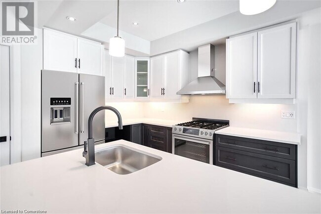 Building Photo - 69 Bensley Ln
