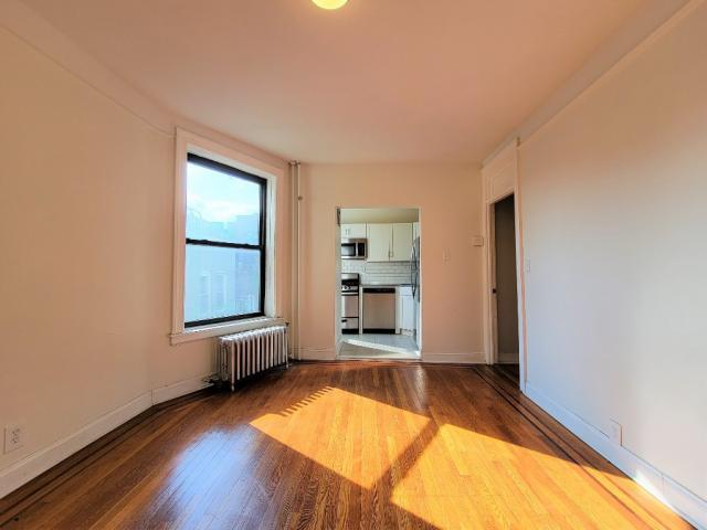 Building Photo - 1 bedroom in ASTORIA NY 11106