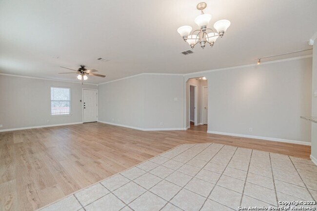 Foto del edificio - 1619 Creek Knoll