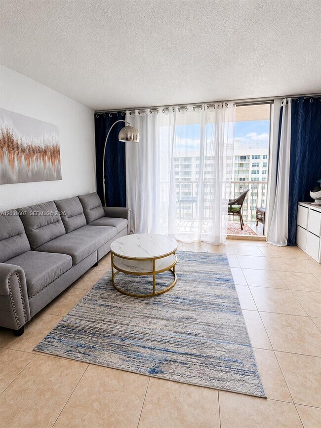 Building Photo - 3161 S Ocean Dr