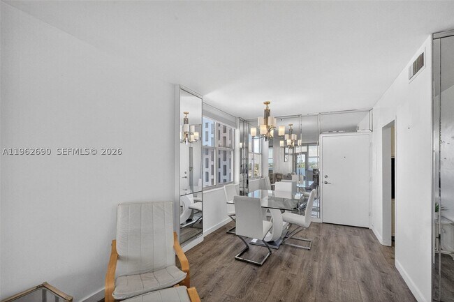 Foto del edificio - 7441 Wayne Ave