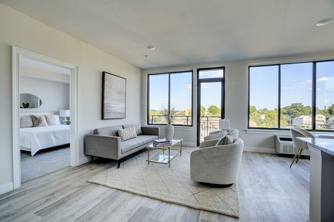 Interior Photo - The Modern