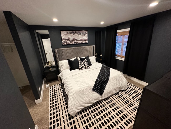 Photo - 1595 S Bellaire St House