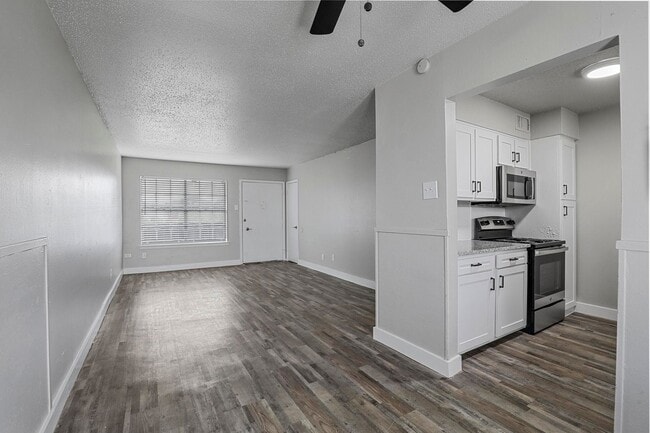 Interior Photo - Flats on Handley: All Bills Paid! Pool, BB...
