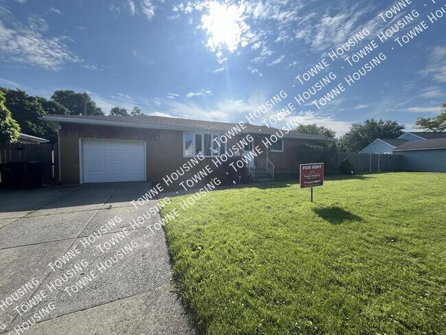 Building Photo - 209 Vicksburg Ave