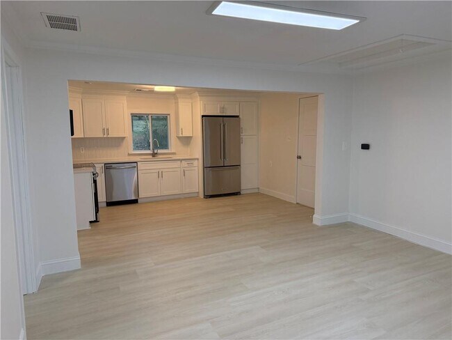 Foto del edificio - 3915 Dahlonega Hwy