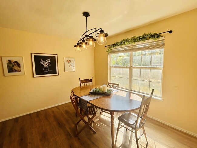 Building Photo - 1312 Concord Ln