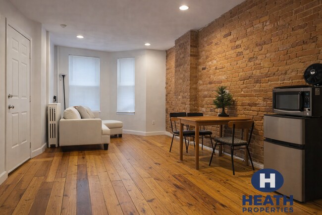 Foto del edificio - 210 Hemenway St