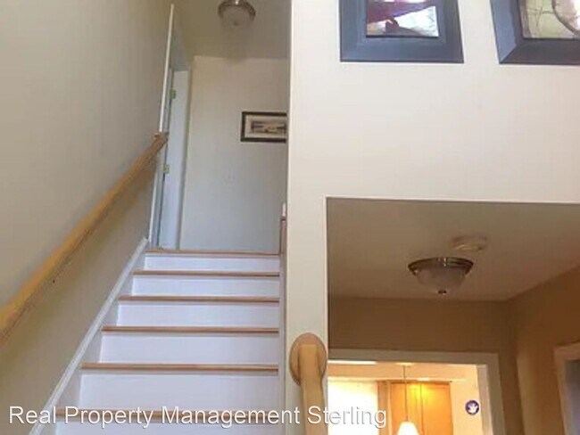 Building Photo - 4 br, 3 bath House - 45 Dairy Lane