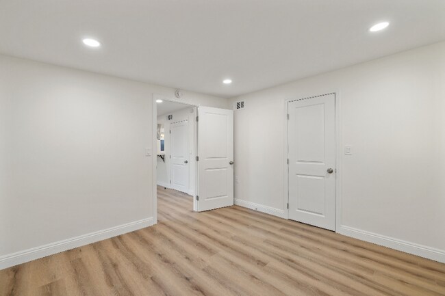 Foto del edificio - 43020 6th St E