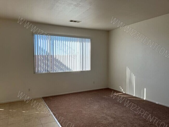 Building Photo - 4BD/ 2BD HOUSE EAST LANCASTER / RECENTLY R...