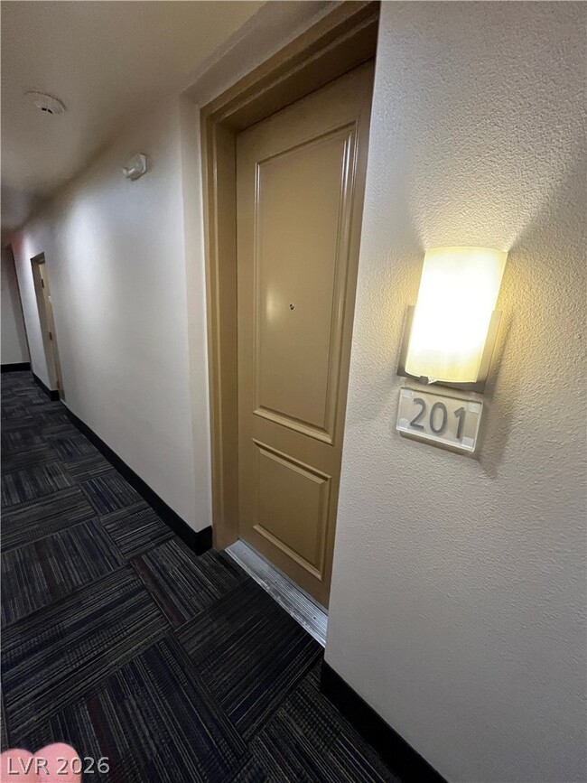 Foto del edificio - 43 E Agate Ave