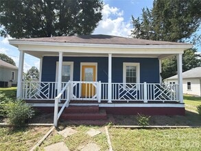 Building Photo - 3103 Lowell Rd