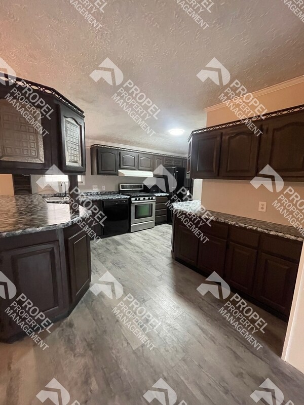 Foto del edificio - 6043 4th St