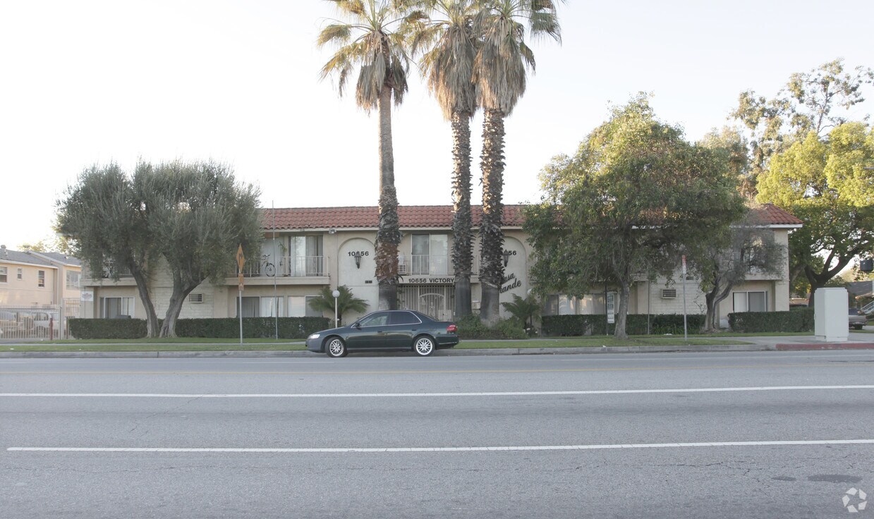 Primary Photo - Casa Grande Apartments