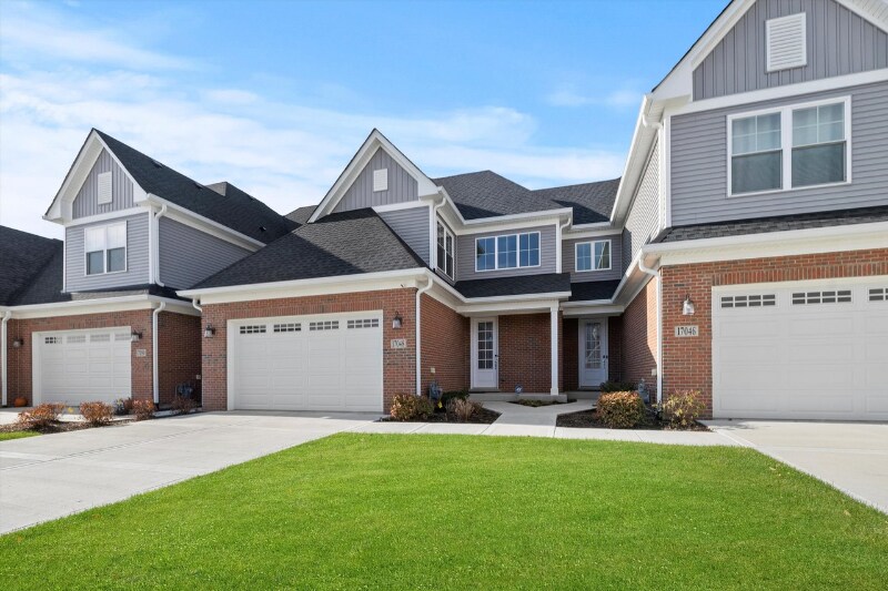 17048 Clover Dr, Orland Park, IL 60467 Townhome Rentals in Orland