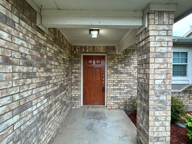 Photo - 10445 Hideaway Trl (Fort Worth, TX) House