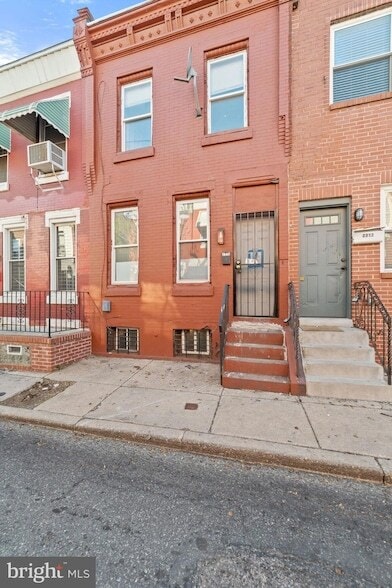 Primary Photo - 2310 N Colorado St