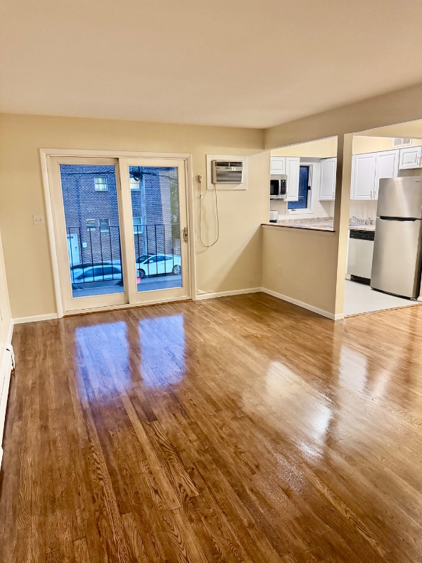 Building Photo - 349 Gorge Rd