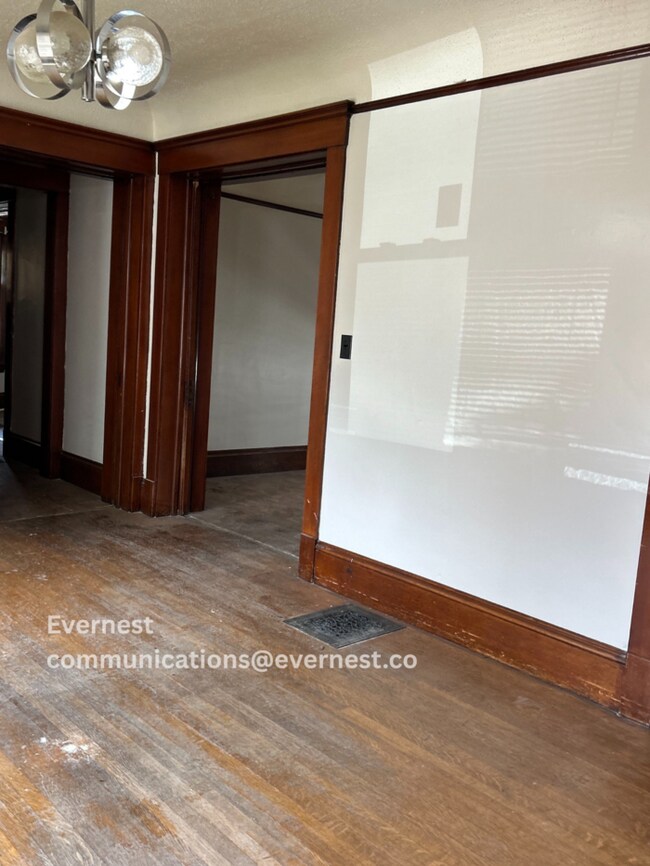 Foto del edificio - 1203 Norwood Rd