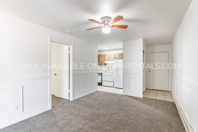 Foto del edificio - 4370 S Highland Dr