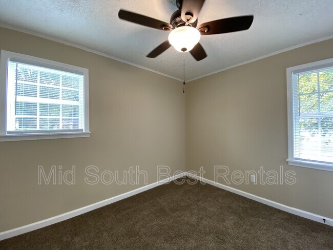 Foto del edificio - 2108 S Pine St