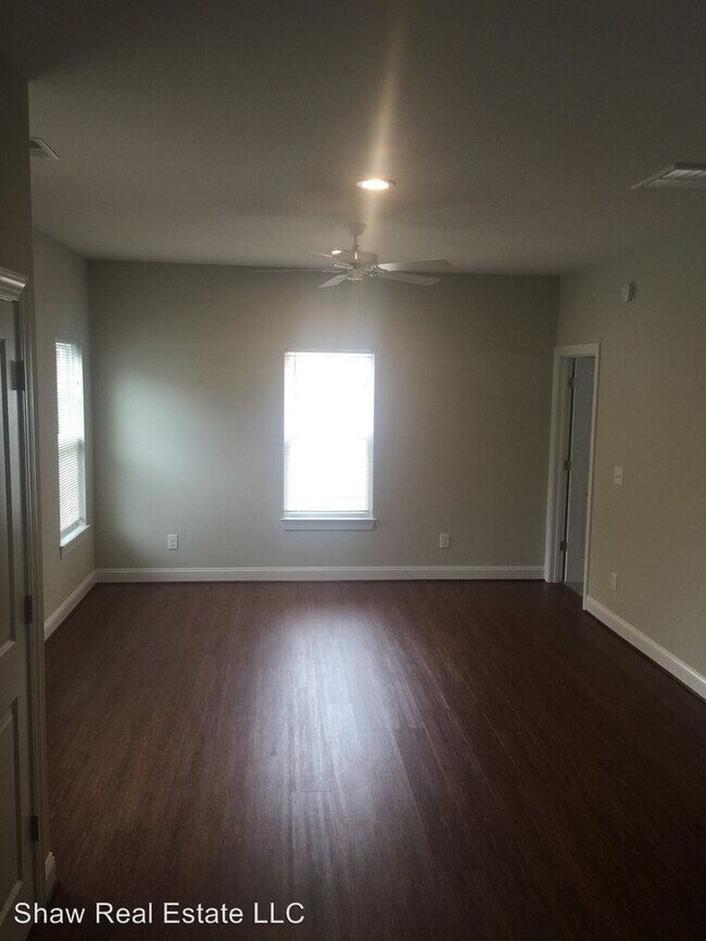 Building Photo - 1 br, 1 bath House - 5025-A Peachtree Ave.