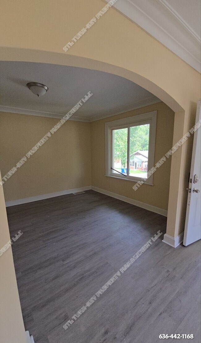 Building Photo - 3340 Werder Dr