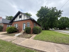 Building Photo - 721 S Zunis Ave