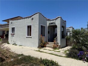 Building Photo - 1062 W 24th St