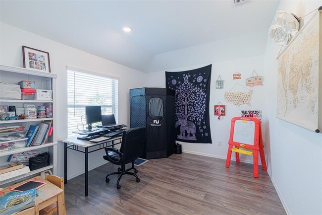 Building Photo - 31535 Beacon Cove Trl