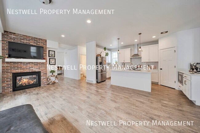 Building Photo - 5242 W Arista Way