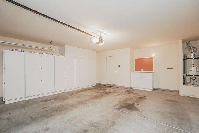 Building Photo - 4688 Regalo Bello St