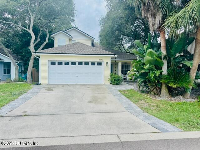 Foto principal - 3142 Merrill Blvd