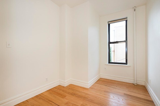 Building Photo - 234 East 4th Street