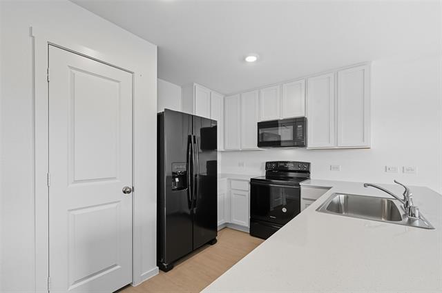Building Photo - 925 Sandhill Crane Ln