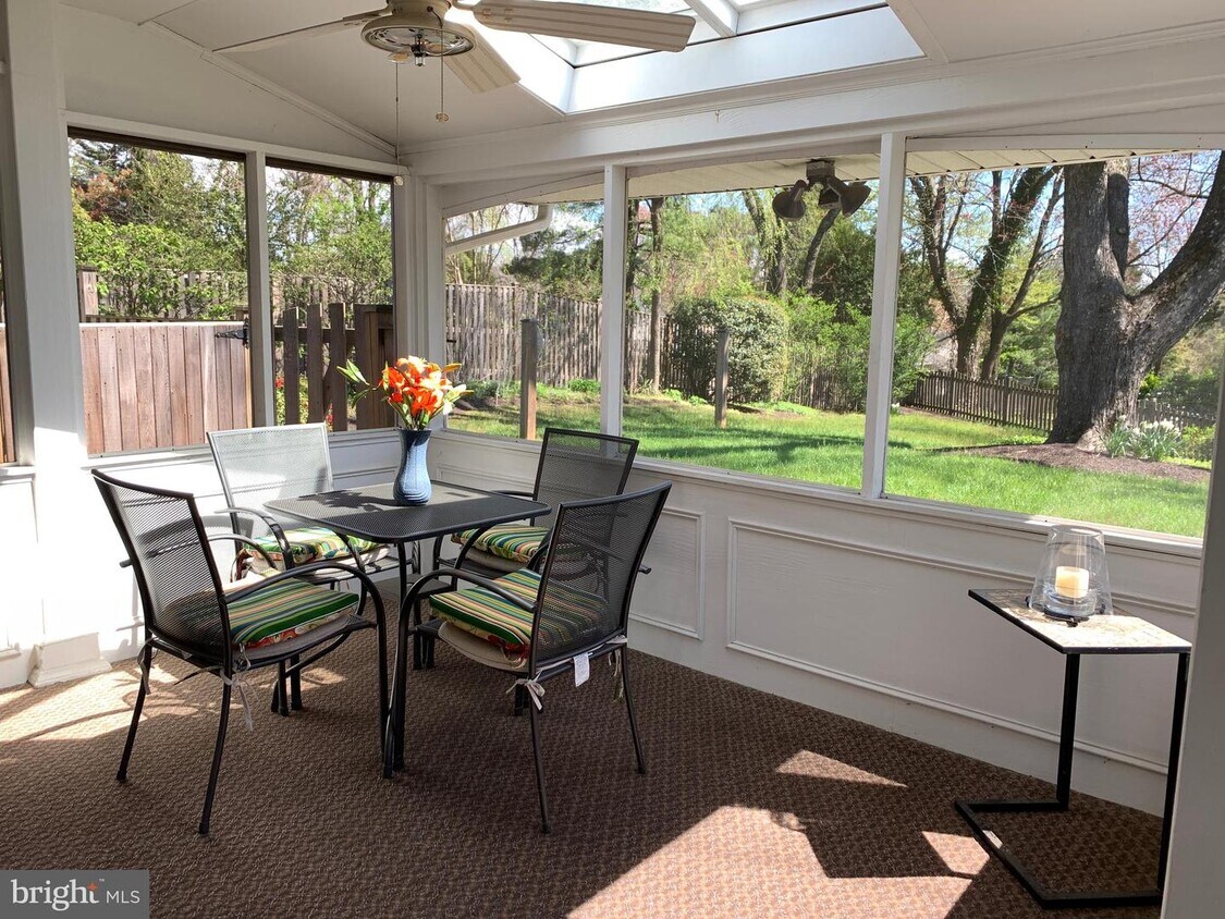 Foto principal - 8111 Cawdor Ct