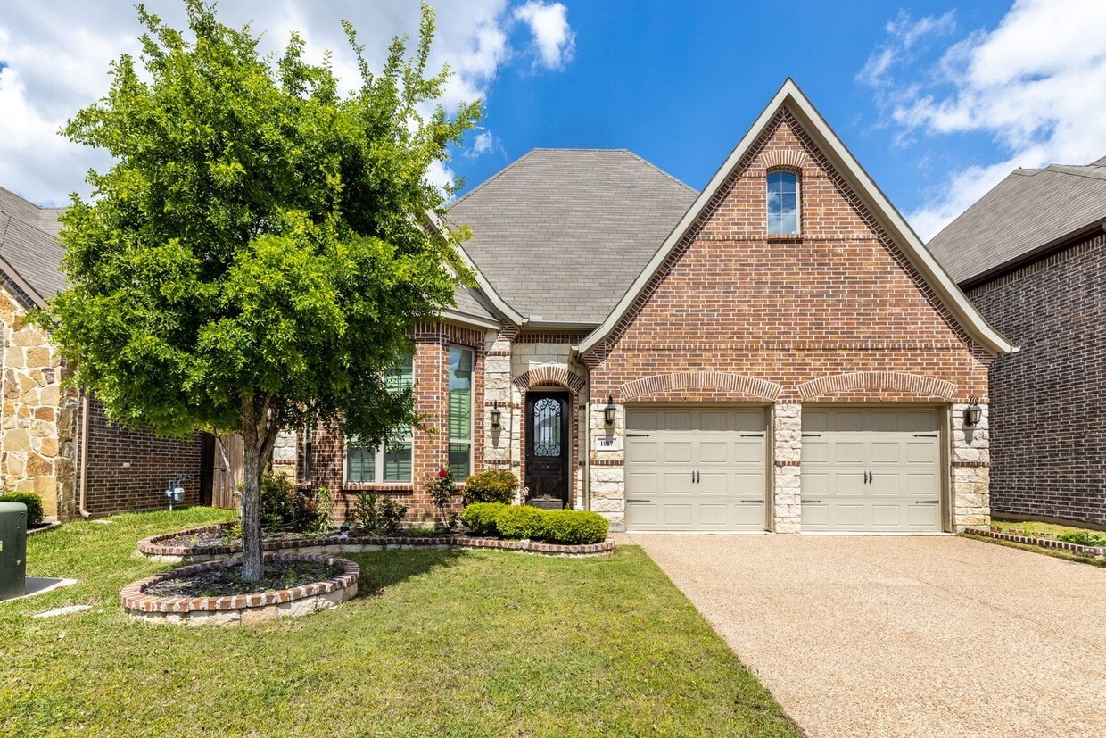 1017 Olivia Dr, Lewisville, TX 75067 House Rental in Lewisville, TX