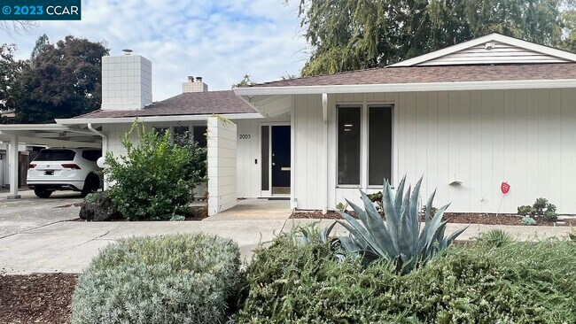 Building Photo - 2001-2001 Vanderslice Ave