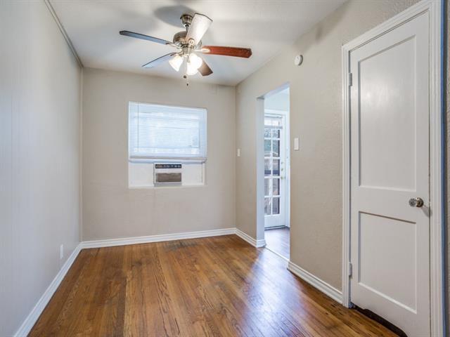 Foto del edificio - 902 Denton St