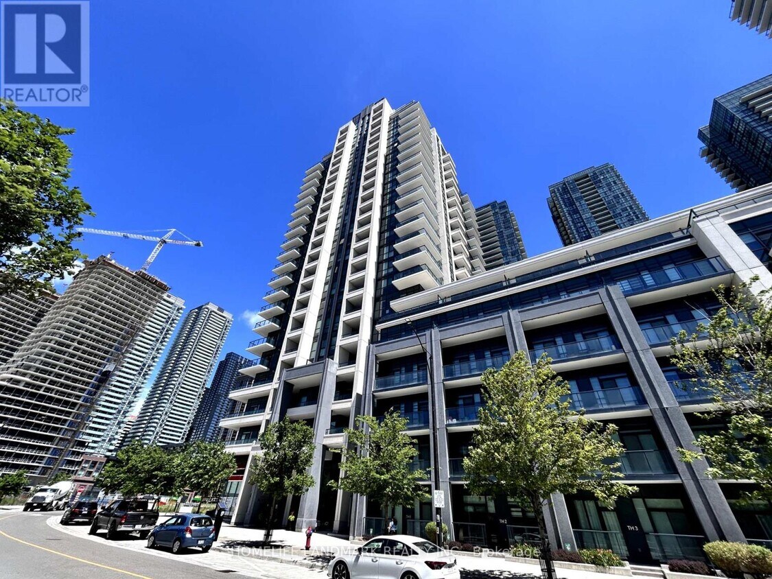 Photo principale - 4085-4085 Parkside Village Dr