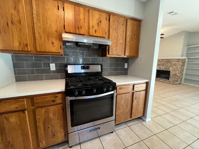 Building Photo - 4501 Dorsett Oaks Cir