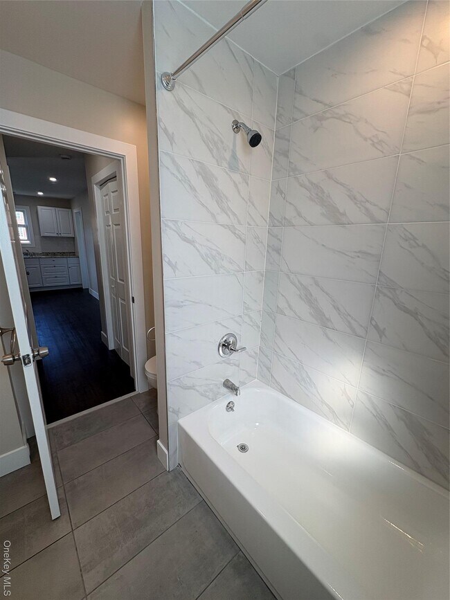 Foto del edificio - 579 Main St