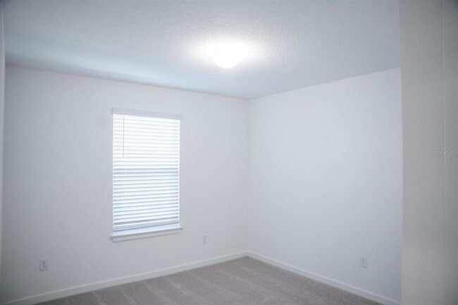 Building Photo - 33410 Barnebrook Dr