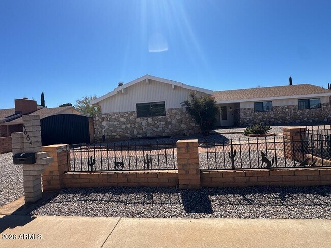 Building Photo - 4664 Citadel Dr