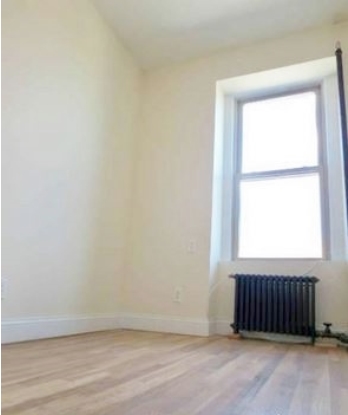 Building Photo - 124 Jefferson Avenue