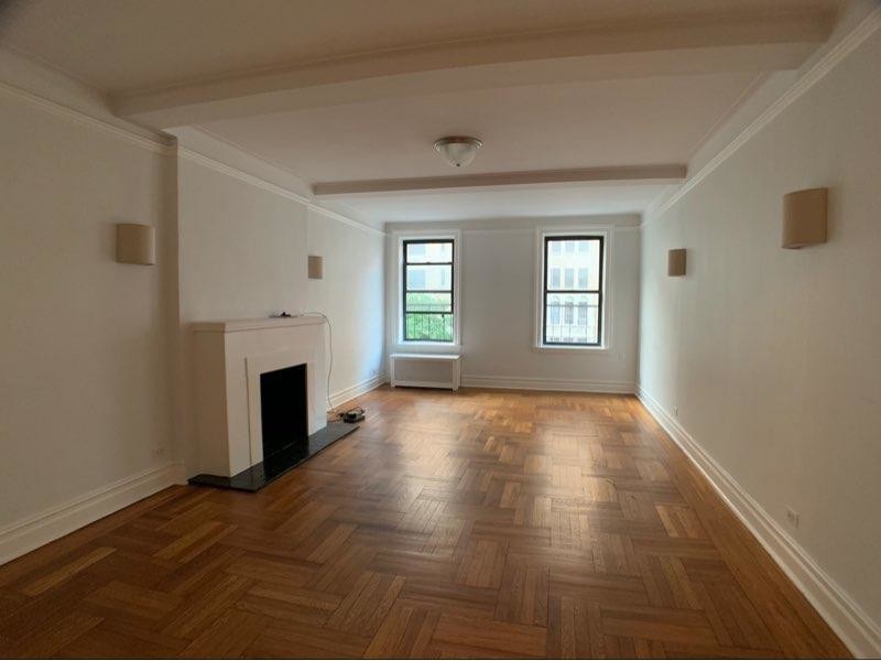 Primary Photo - 242 East 72nd Street