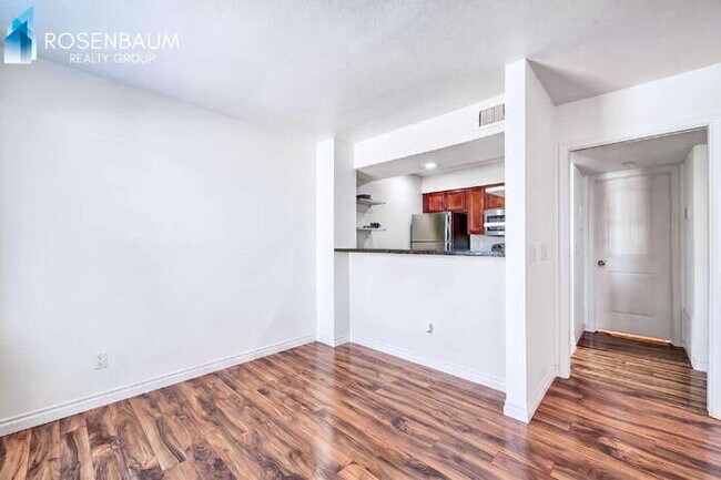 Foto del edificio - 5135 N 10th St