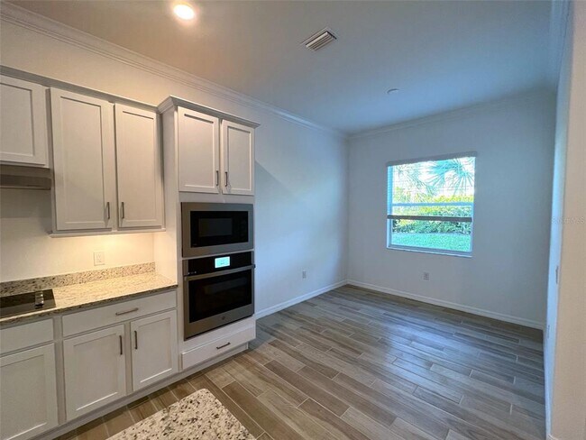 Building Photo - 25246 Keygrass Ct