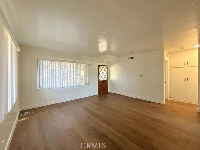 Foto del edificio - 534 Roosevelt Rd